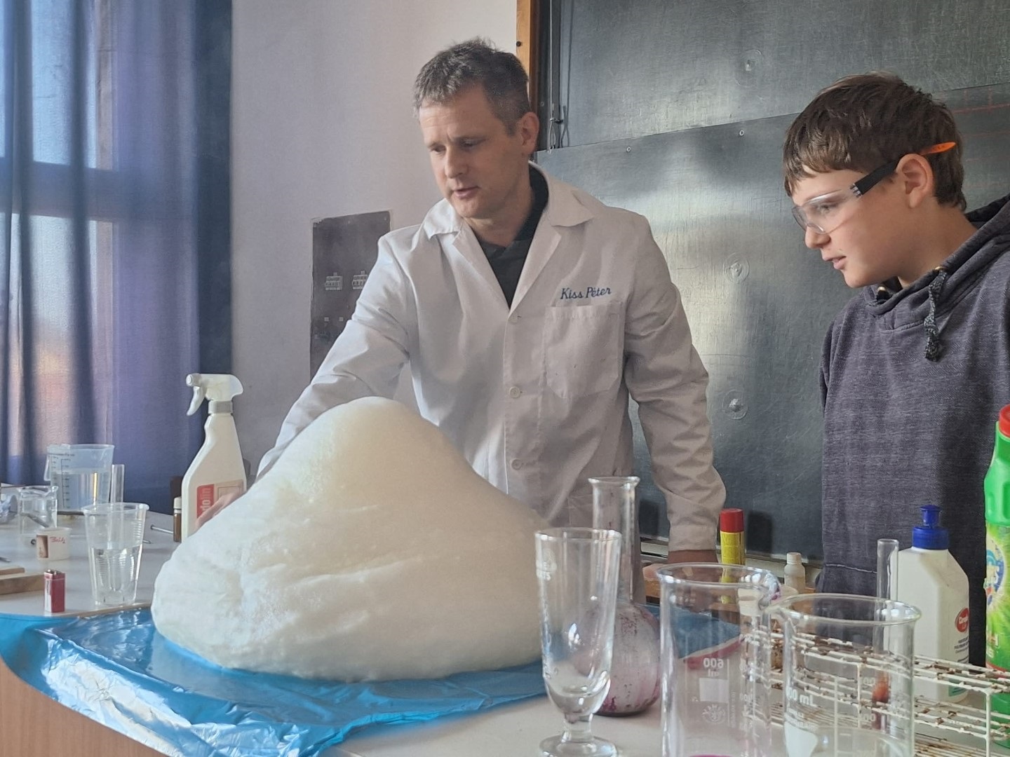 Látványos kémiai kísérletek!